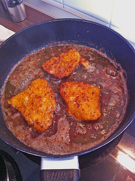 Original Wiener Schnitzel mit Petersilienkartoffeln von Pfaffi ...