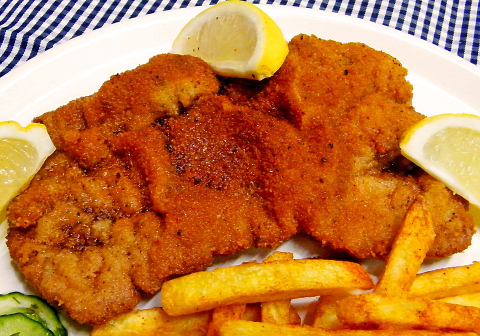 Original Wiener Schnitzel mit Petersilienkartoffeln von Pfaffi ...