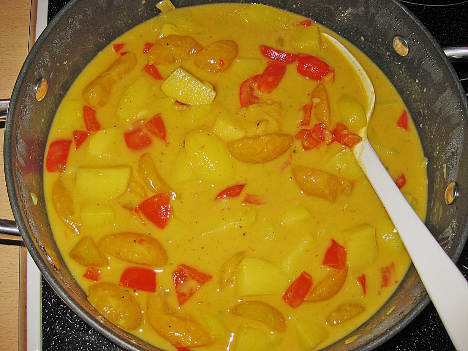 Curry mit Kartoffel, Paprika und Aprikosen von morgaine0767 | Chefkoch.de