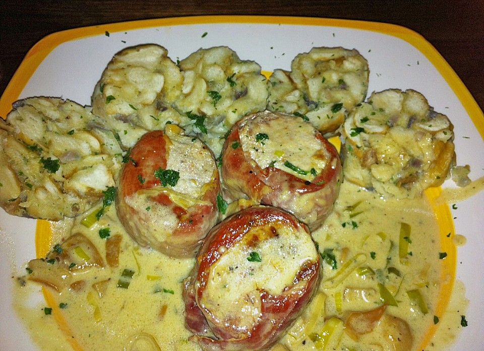 Schweinemedaillons im Parmaschinkenmantel mit Steinpilz - Gorgonzola ...