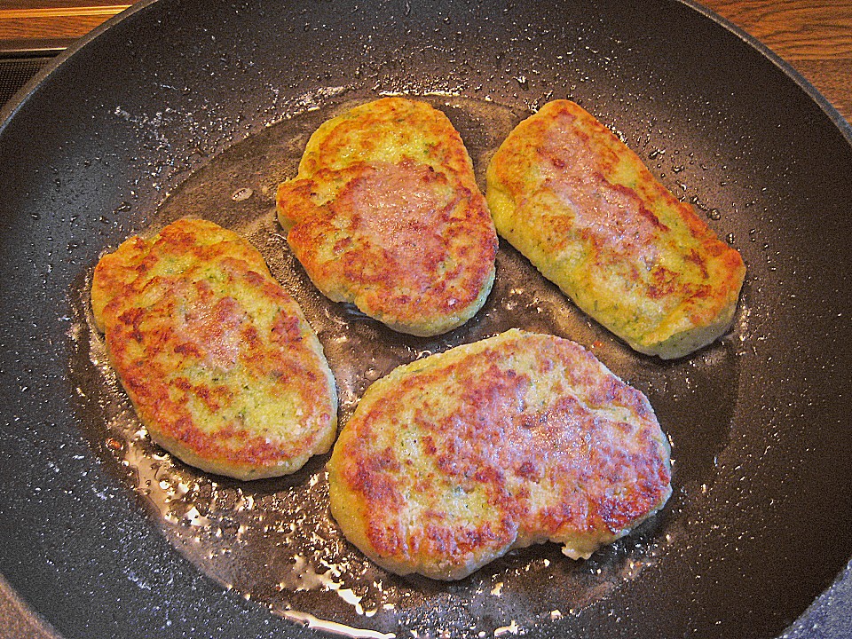 Kartoffelplätzchen mit Hackfleischfüllung von Hexilein01581 | Chefkoch.de