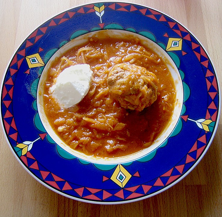 Ungarische Takart mit Sauerkraut von mondscheinroeschen | Chefkoch.de