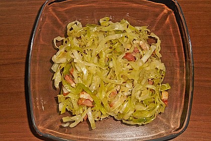 Bayrischer Krautsalat mit Speck 16