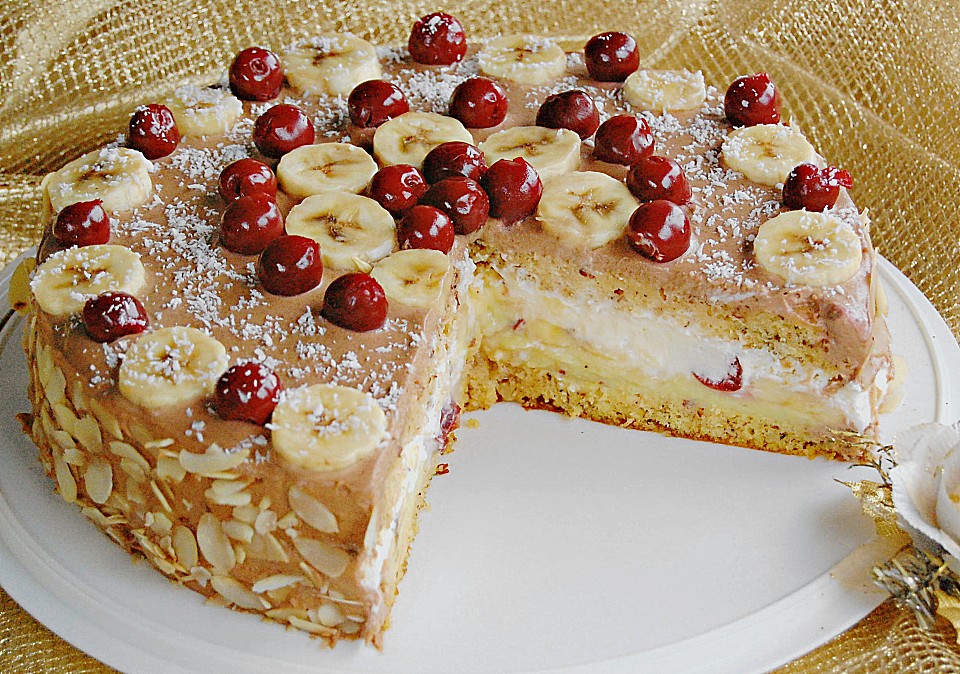 Bananen - Kirsch - Torte mit Sahnecreme und Nougatcreme von caroline48 ...