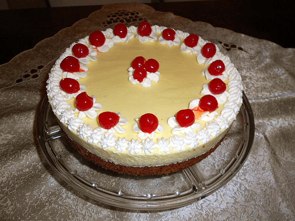 Eierlikör - Torte mit Sauerkirschen von urmeli75 | Chefkoch.de