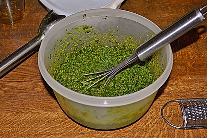 Basilikum - Pesto 5