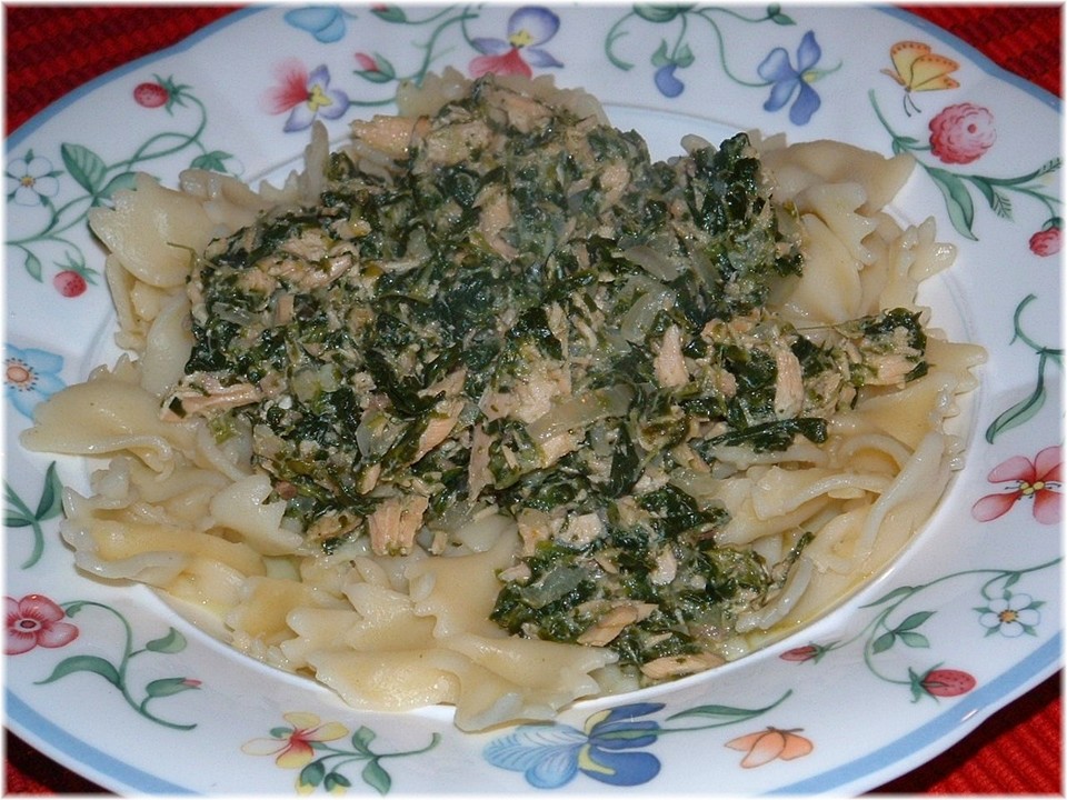 Penne mit Blattspinat - Lachs - Soße von Mick77 | Chefkoch.de