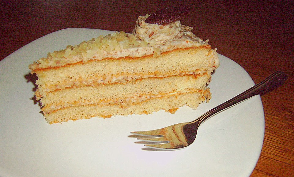 Sahne - Nuss - Torte von 007x | Chefkoch.de