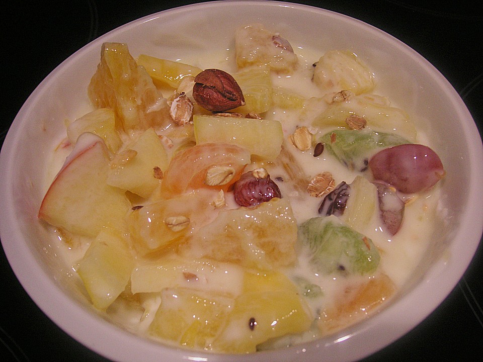 Obstsalat mit Joghurt von Engelmietz | Chefkoch.de