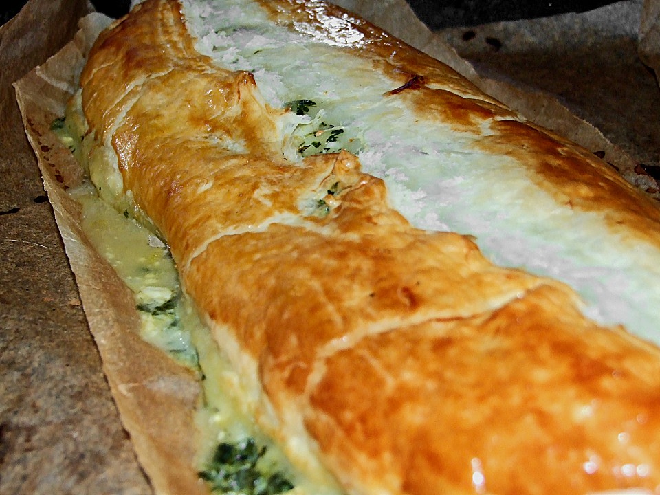 Spinat - Feta Blätterteigstrudel Von Ghluci | Chefkoch.de