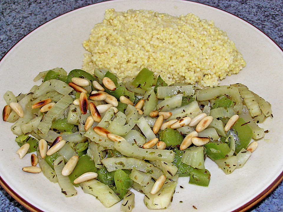 Fenchel - Paprika - Gemüse mit Hirse und Pinienkernen von Valentine_D ...