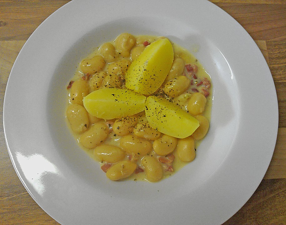 Dicke Bohnen mit Speck und Salzkartoffeln von susili101 | Chefkoch.de