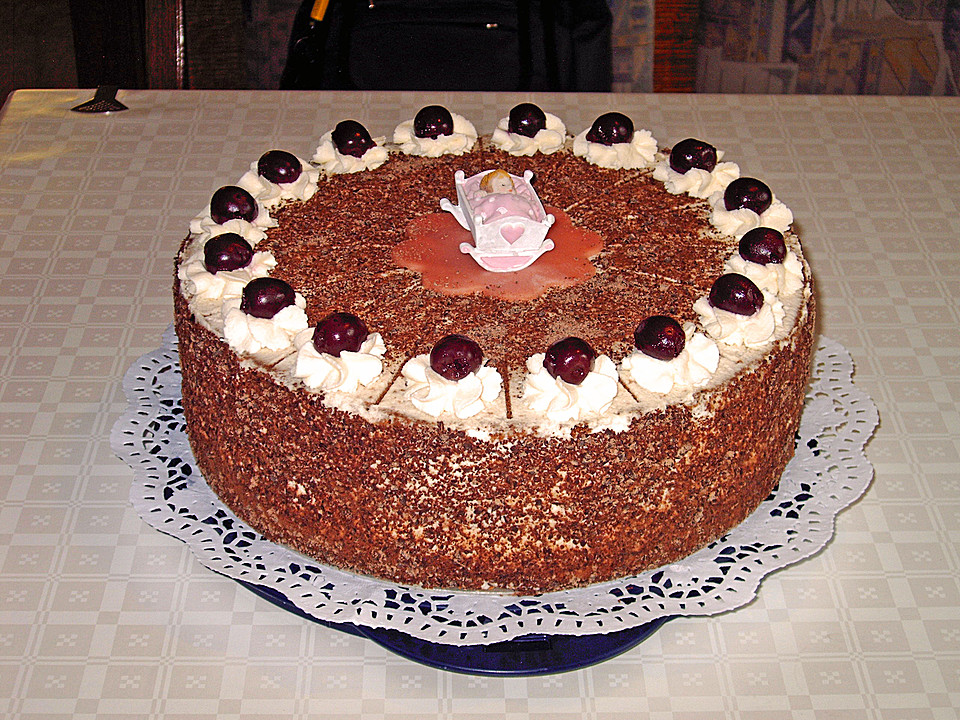 Schwarzwälder Kirschtorte mit QimiQ von dinchen20 | Chefkoch.de