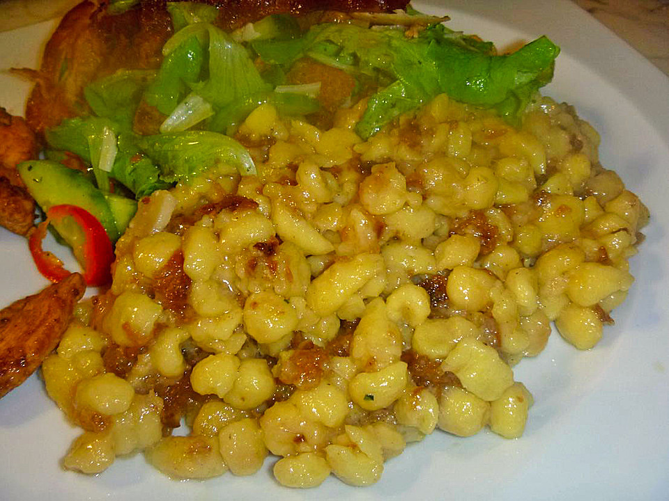 Allgäuer Käsespätzle mit Zwiebeln von ting | Chefkoch.de