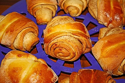 Zuckersüße Franzbrötchen 19