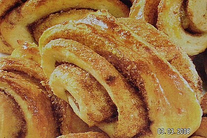 Zuckersüße Franzbrötchen 10