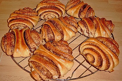 Zuckersüße Franzbrötchen 2