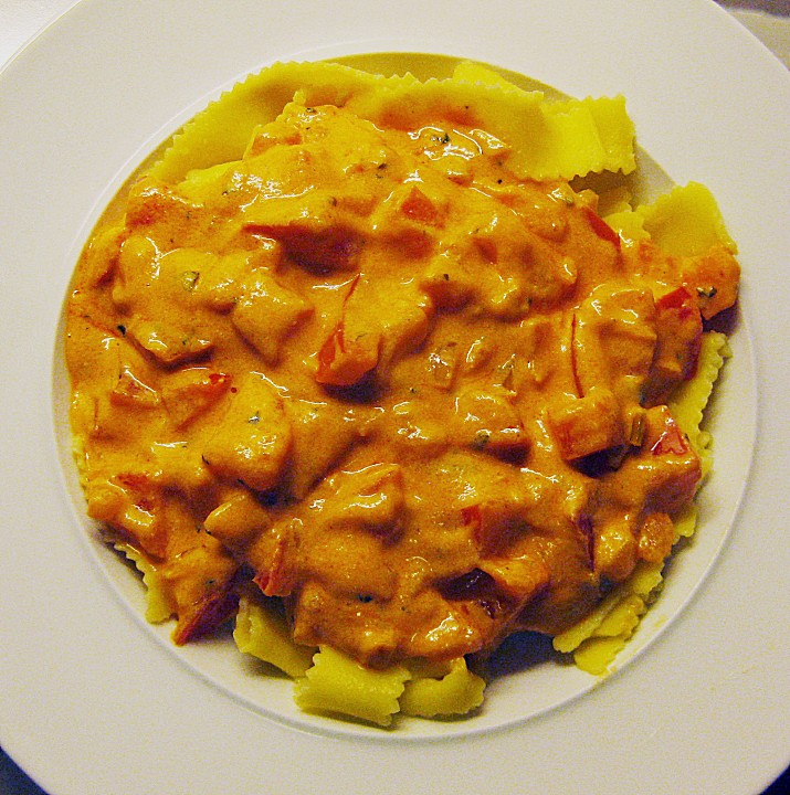 Nudeln mit Paprika - Käse - Sauce von CookingJulie | Chefkoch.de